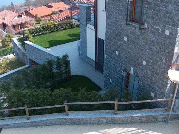 Baveno appartamento vista lago con garage e giardino AA1157