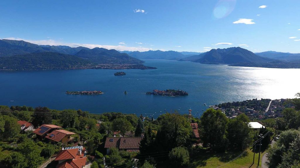 Alture Stresa appartamento vista lago in piccolo residence con piscina