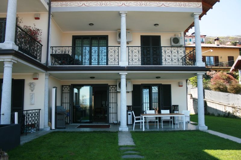 Baveno appartamento in Villa  vista lago con garage e giardino e garage