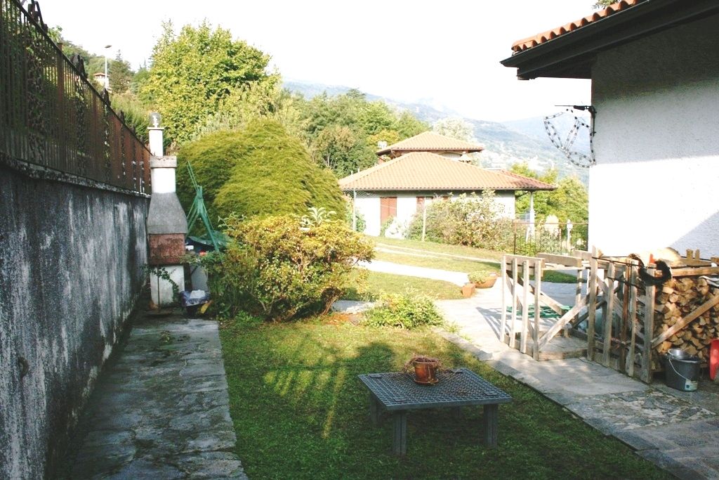 Stresa casa vista lago 150mq, 2 camere con giardino e garage