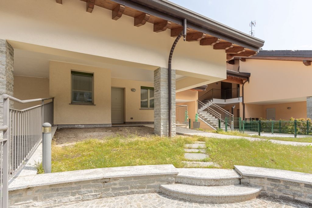 Baveno casa vista lago100 mq, con giardino nuova costruzione