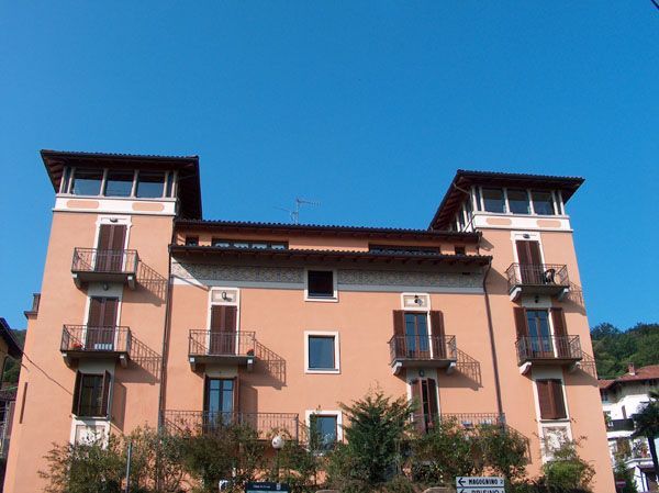 Alture Stresa appartamento vista lago con balcone AA1868