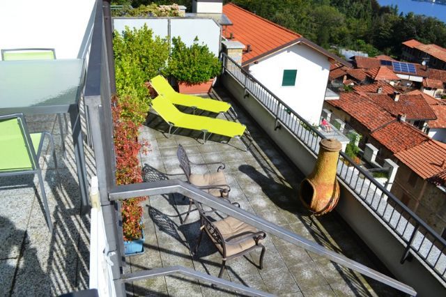 Alture Stresa appartamento vista lago con garage e giardino