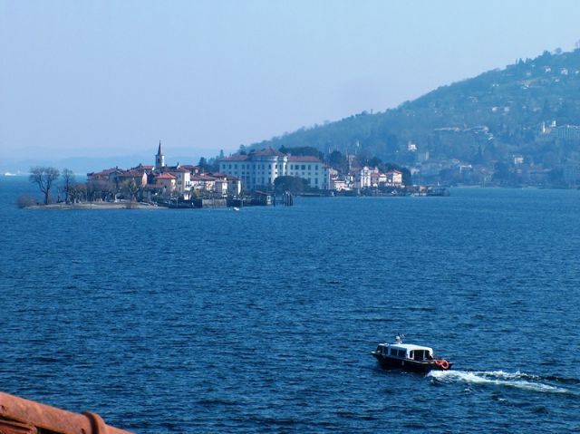 Baveno appartamento in centro fronte lago  con terrazzo