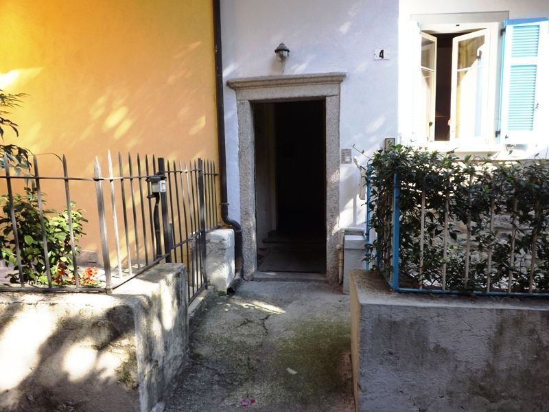 Baveno appartamento in centro con terrazzo AA2292