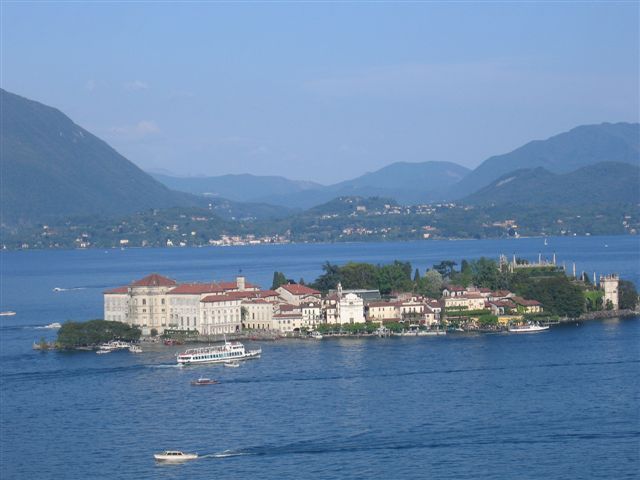 Baveno appartamento vista lago con garage e terrazzo AA2335