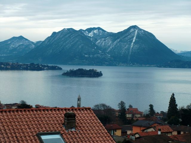 Baveno casa vista lago 140mq, 2 camere con giardino e garage