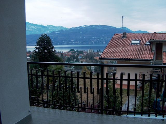 Baveno casa vista lago 140mq, 2 camere con giardino e garage