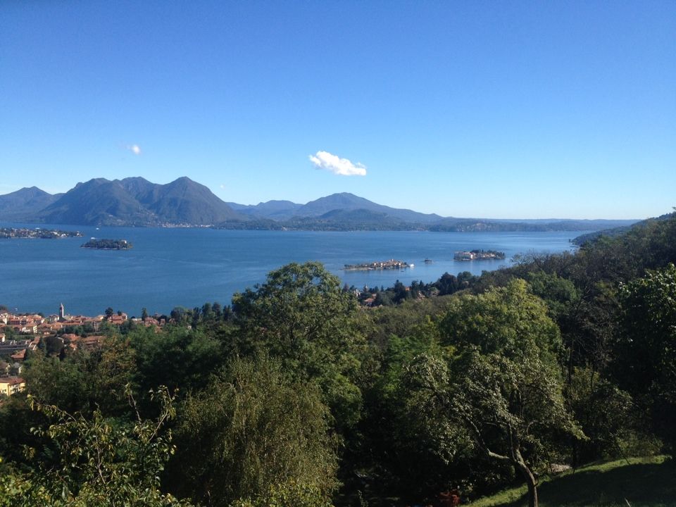 Baveno rustico vista lago con giardino