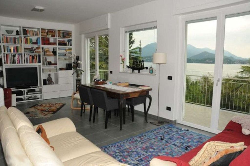 Belgirate Villa vista lago 3 camere con giardino e terrazzo