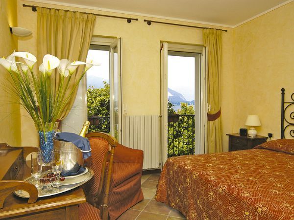 Verbania hotel - struttura ricettiva vista lago 860mq